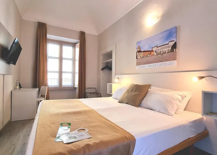 Green Class Hotel Astoria