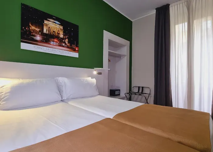 Green Class Hotel Astoria